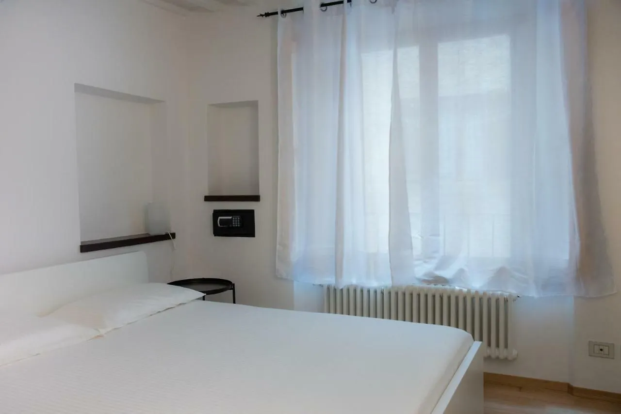 Apartament La Casa In Camollia Siena
